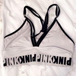 Size of tsbra says small but fits medium bette 🥰